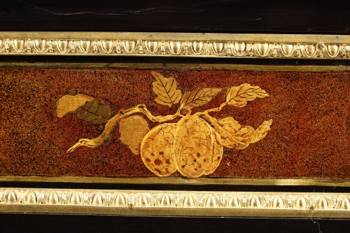 Antiquités - Rare Japanese lacquer flat desk with mechanism stamped by Bury, Louis XVI period