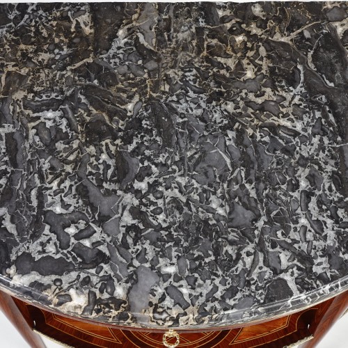 Louis XVI - Console demi-lune époque Louis XVI estampillée de Lacroix