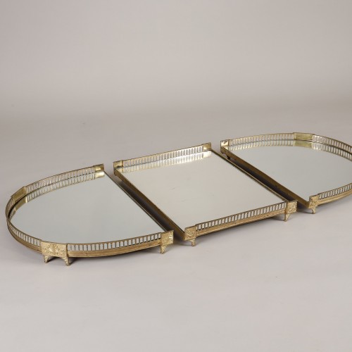 Antiquités - centerpiece gilded bronze in three parts, Directoire period