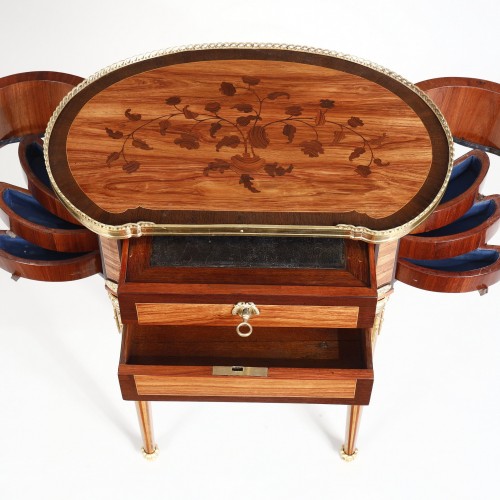 Mechanical table stamped Roussel - 