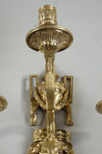 Important pair of Louis XVI gilt-bronze wall lights - 