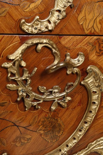 Antiquités - Louis XV period commode stamped by Jacques Dubois