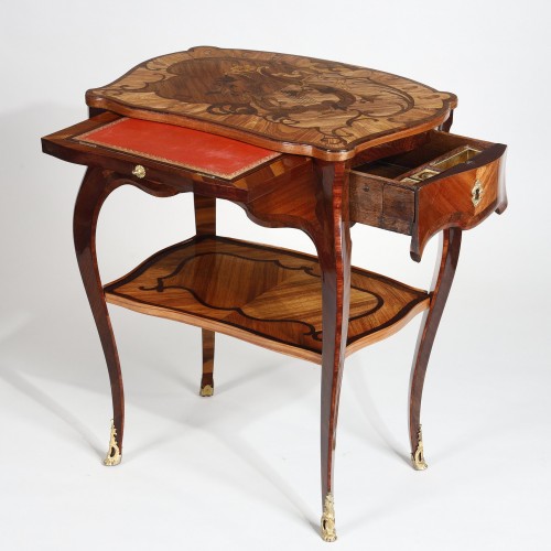 Convertible occasional table stamped by Jean-Pierre Latz - 