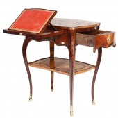 Table volante à transformation estampillée de Jean-Pierre Latz