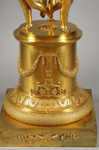 Large gilt-bronze centerpiece Attributed to Pierre-Philippe Thomire - Decorative Objects Style Empire