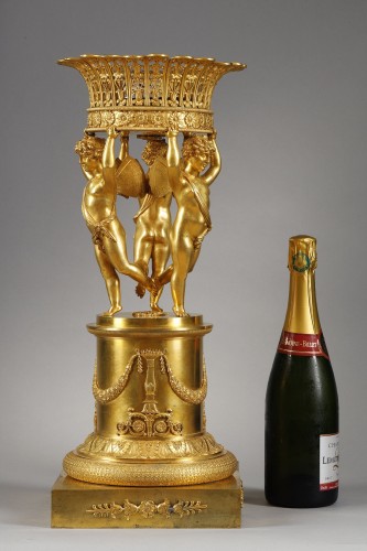 Large gilt-bronze centerpiece Attributed to Pierre-Philippe Thomire - 