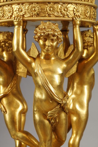 Large gilt-bronze centerpiece Attributed to Pierre-Philippe Thomire - Empire