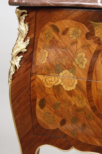 18th century - galb chest of drawers Stamped CHEVALLIER