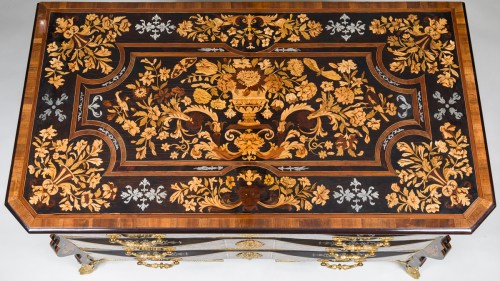 Commode mazarine d'époque Louis XIV en marqueterie florale, attribuée à Thomas Hache - Mobilier Style Louis XIV