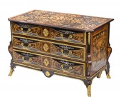 Commode mazarine d'époque Louis XIV en marqueterie florale, attribuée à Thomas Hache