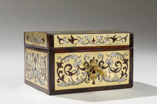 18th century - Small Boulle marquetry box in tortoiseshell, pewter, and brass.