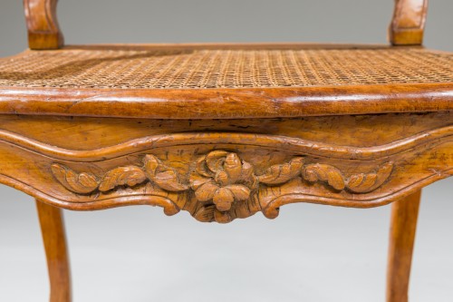 Sièges Fauteuil & Bergère - Paire de fauteuils cannés d’époque Louis XV, attribué à Nogaret