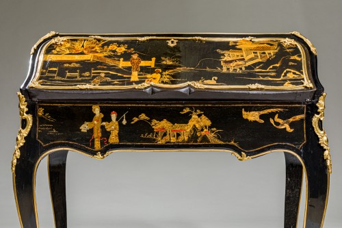 Antiquités - Louis XV period European lacquer slant-front desk attributed to Jacques Dub