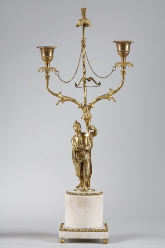 Antiquités - Paire de bougeoirs d’époque Louis XVI en bronze doré