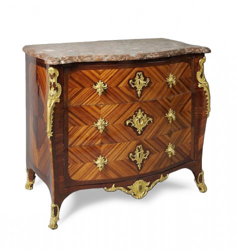 Commode d’époque Régence estampillée BVRB