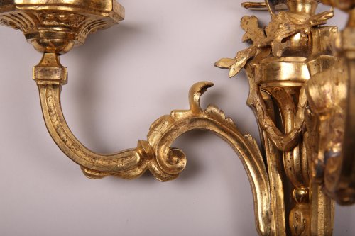 Paire d'appliques en bronze doré d'époque Transition - Galerie Gilles Linossier