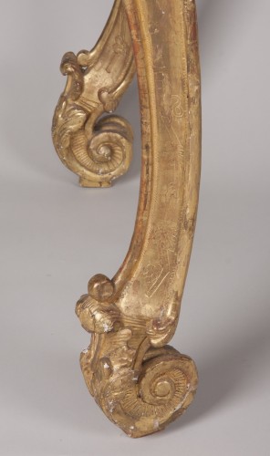 Console quatre pieds en bois doré d'époque Régence - Régence