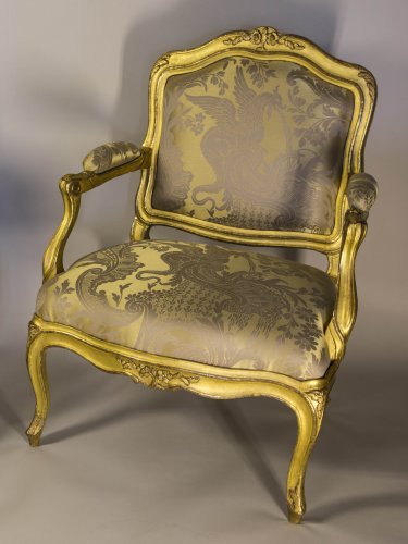 Sièges Fauteuil & Bergère - Paire de fauteuils à chassis d’époque Louis XV en bois doré