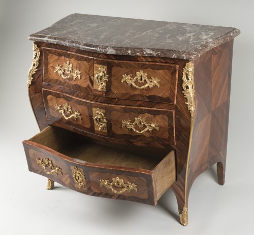 French Louis XV commode stamped Léonard Boudin - 