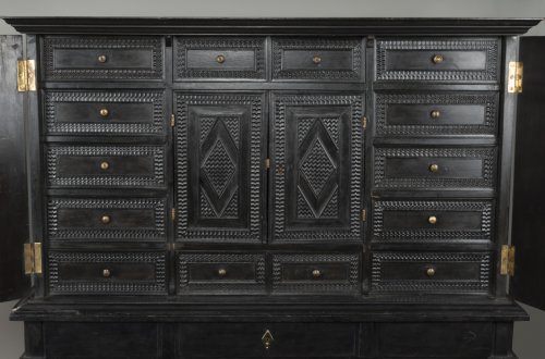 Mobilier Cabinet & Coffre - Cabinet flamand en ébène et bois noirci