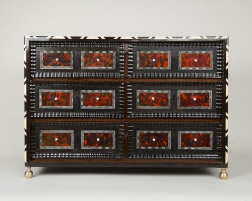 Petit cabinet flamand en écaille et palissandre - Mobilier Style Louis XIV