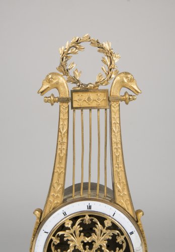 Petite pendule lyre en bronze doré - Horlogerie Style Restauration - Charles X