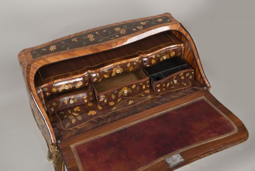 Antiquités - Louis XV &quot;Dos d&#039;Ane&quot; Desk Stamped by Peridiez