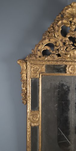 Miroirs, Trumeaux  - Miroir à fronton d'époque Régence