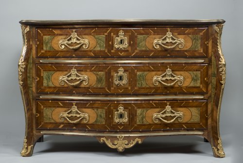 Antiquités - French Regency Commode