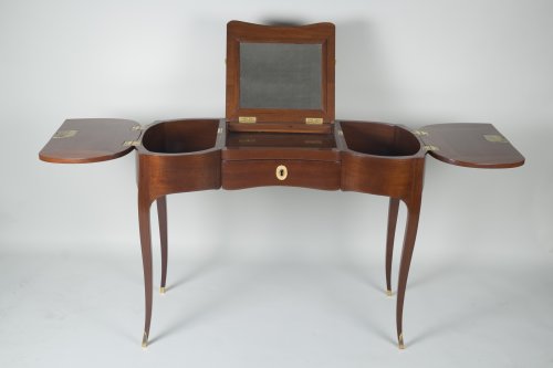 Furniture  - Solid Mahogany Coiffeuse attributed to Jean-François Oeben