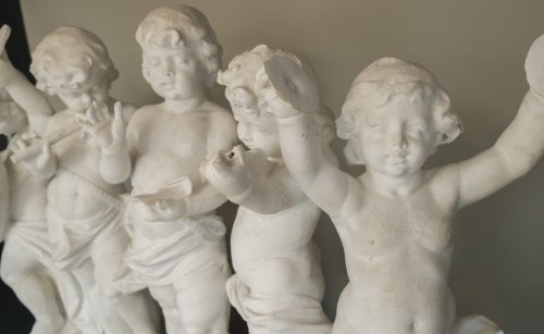 XIXe siècle - Grande sculpture en marbre blanc de Carrare d'époque XIXe