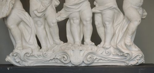 Antiquités - Grande sculpture en marbre blanc de Carrare d'époque XIXe