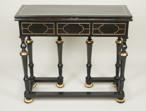 Late 17th century &quot;table de changeur&quot; - Furniture Style 