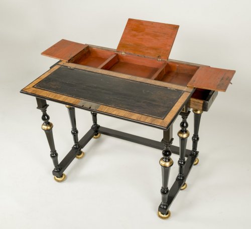  - Late 17th century &quot;table de changeur&quot;