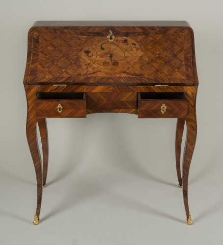 Bureau dos d'âne d'époque Louis XV estampillé I.C. Saunier - Galerie Gilles Linossier