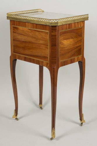 XVIIIe siècle - Table à écrire estampillée Topino