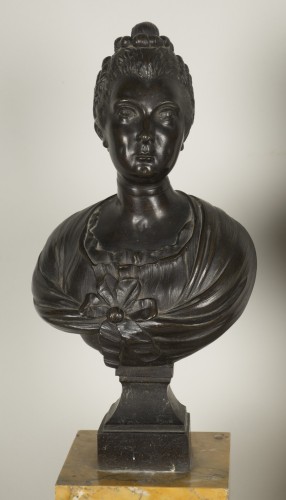 Antiquités - Louis XV et Marie Leszczynska, bustes en bronze