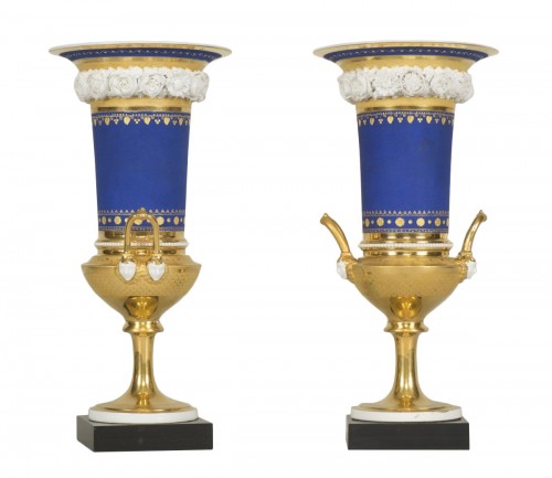 Pair of vieux Paris vases