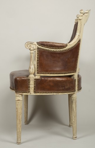 Fauteuil de bureau d'époque Louis XVI en bois laqué estampillé F.C. Menant - Louis XVI