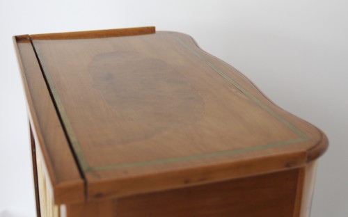 Table with screen stamped Hache Fils à Grenoble - Furniture Style 