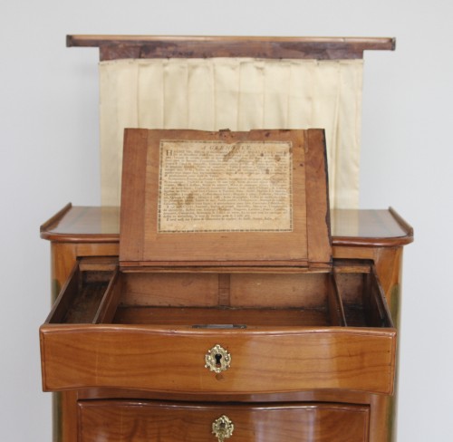 Antiquités - Table with screen stamped Hache Fils à Grenoble