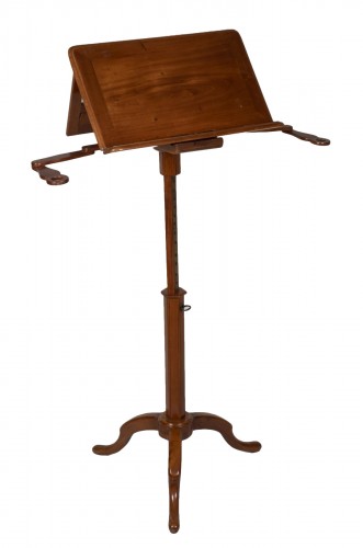 Pedestal Table Forming Lectern Attributed to Canabas