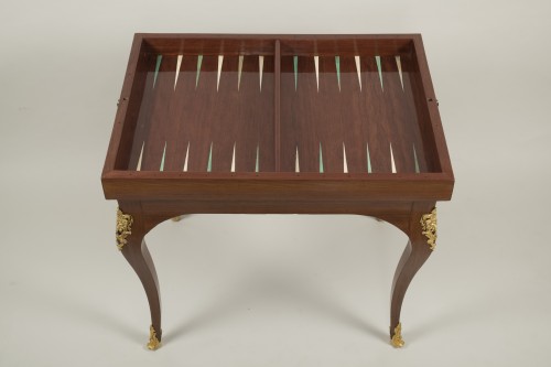 Mobilier Table à Jeux - Tric trac d'époque Régence attribué au Maître des pagodes