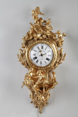Cartel d'applique au C couronné - Horlogerie Style Louis XV