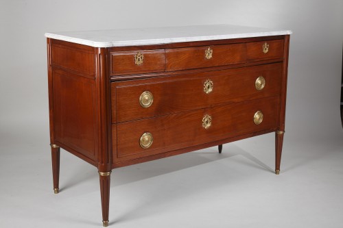 Louis XVI - Louis XVI Mahogany Commode