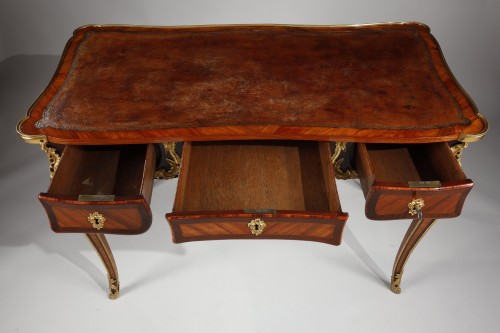 Antiquités - Small Louis XV Desk Attributed to Garnier