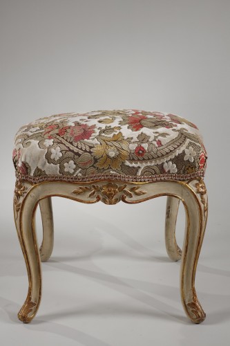 Lacquered And Gilded Wood Stool - 