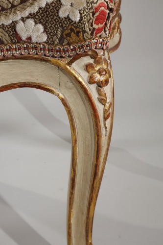 Antiquités - Lacquered And Gilded Wood Stool
