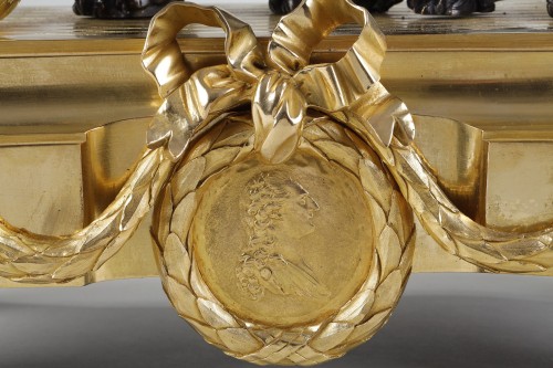 XVIIIe siècle - Grande pendule au lion attribuée à Jean-Joseph de Saint-Germain