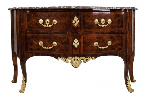French Régence Chest Of Drawers Attributed To Migeon